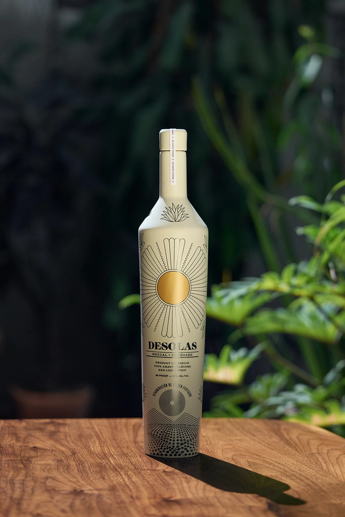 Packaging mezcal ceramic bottledesign packagingdesign brand identity branding 